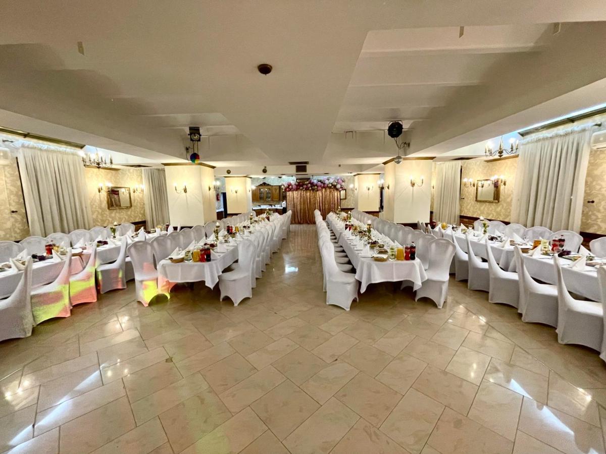 Sala Bankietowa I Pokoje Goscinne Sokolka Εξωτερικό φωτογραφία