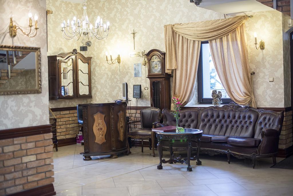 Sala Bankietowa I Pokoje Goscinne Sokolka Εξωτερικό φωτογραφία